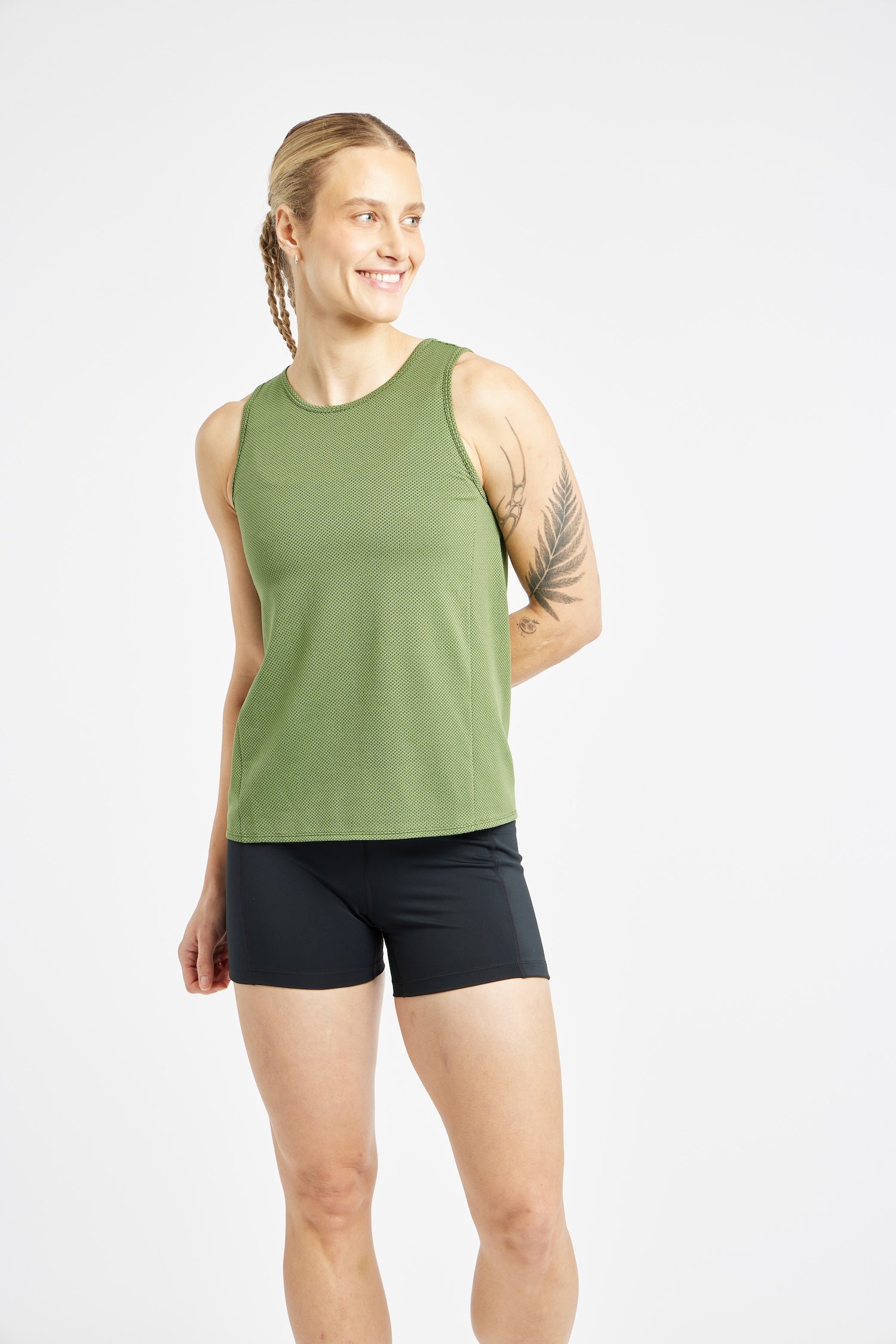Flyout Trail Tank-zoom-17