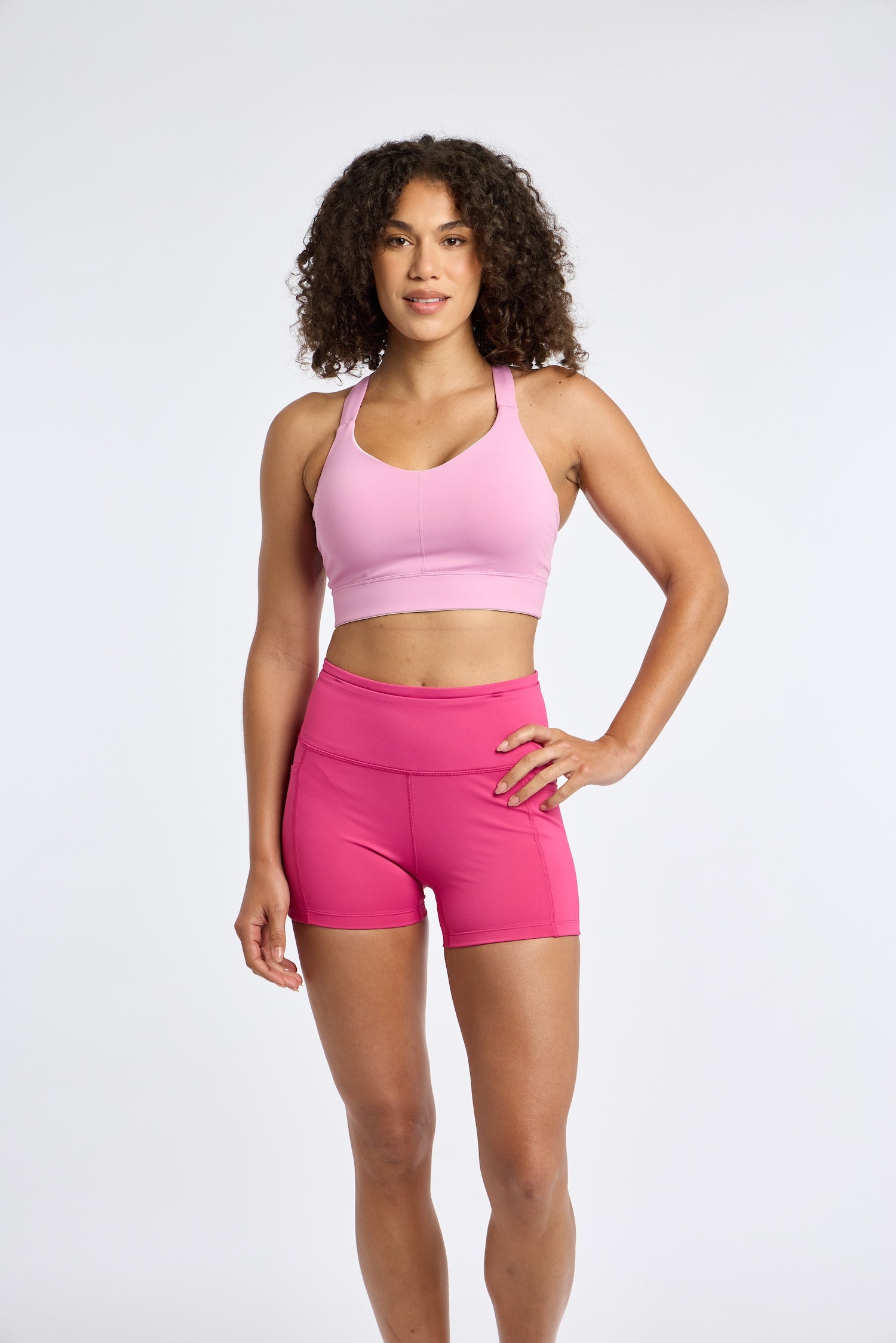 Queen Bra-zoom-17